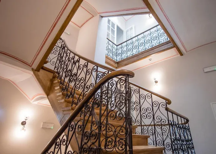 Uniwersytetu Jagiellonskiego 3* Kraków